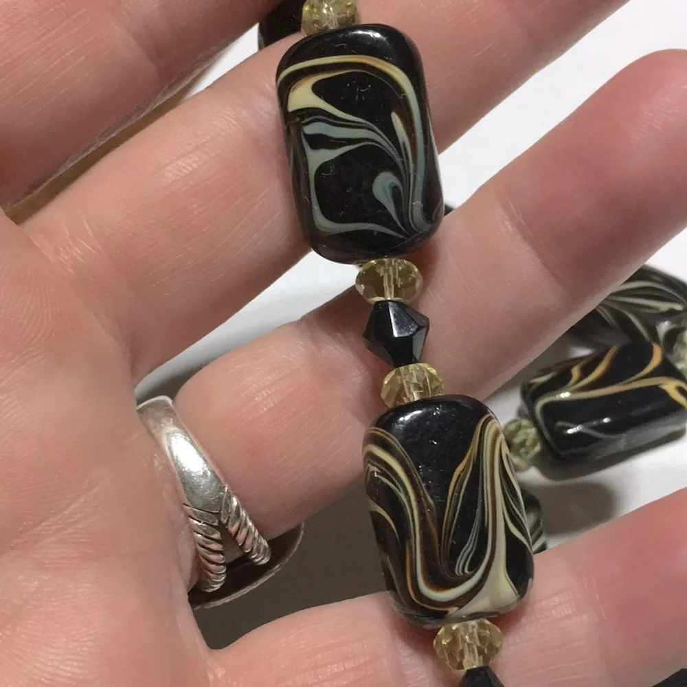 Handmade OOAK vintage Glass black bead 18 necklace - Picture 6 of 16